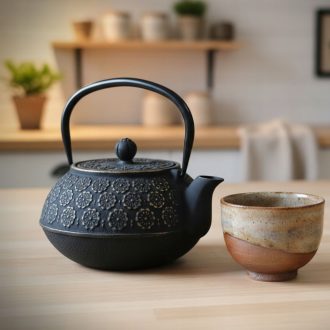   Öntöttvas Teáskanna 1000 ml – Japán Stílusú KUMO – Prémium, Szűrővel
